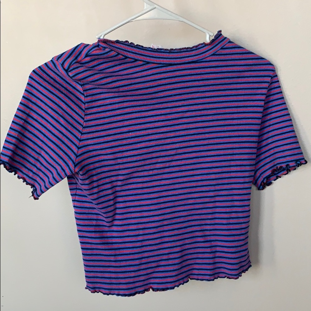 levi’s small blue and red tight shirt